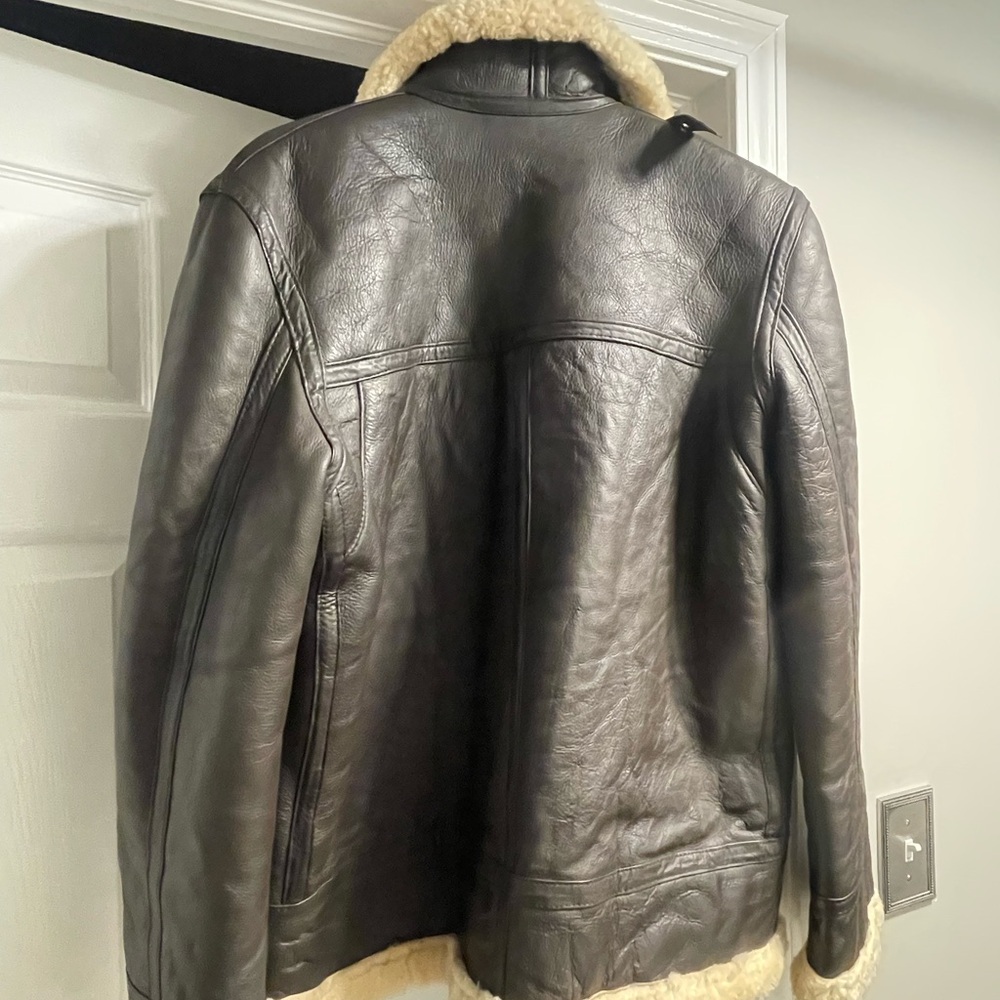 Men's Leather Shearling Jacket - Picture 2 of 7